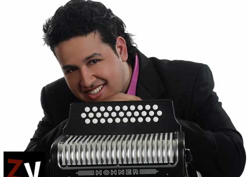 Que está grabando Martín Elías