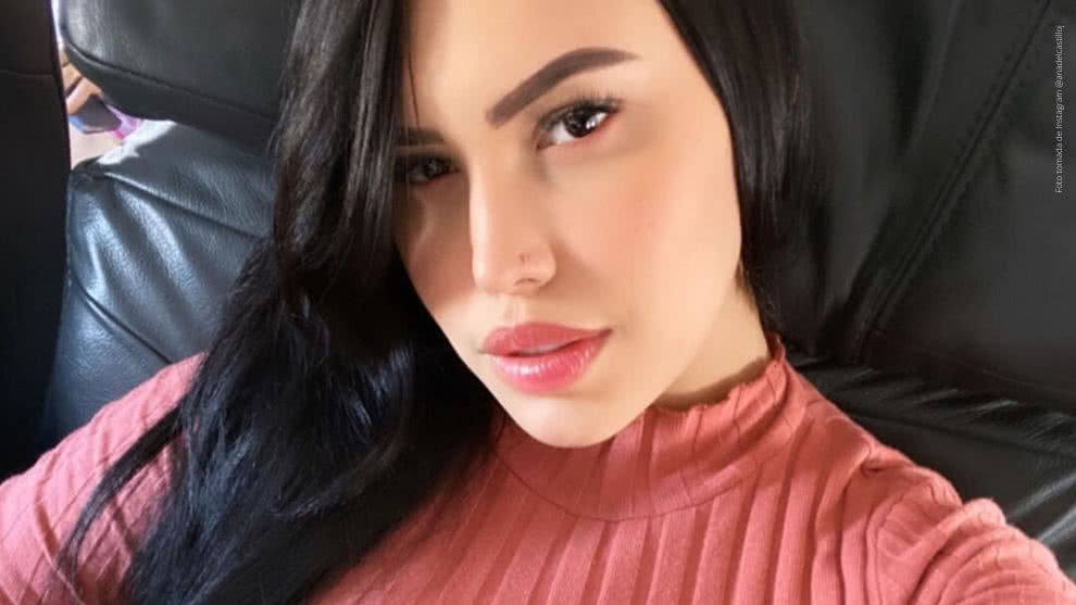 Ana del Castillo