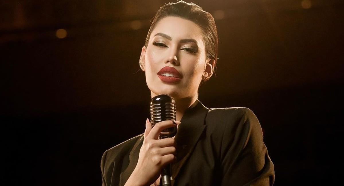 Ana Del Castillo