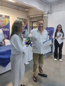 Premio vida y obra a la lengua de Isaac León