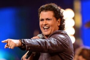 Carlos vives rinde un tributo a la M0nda